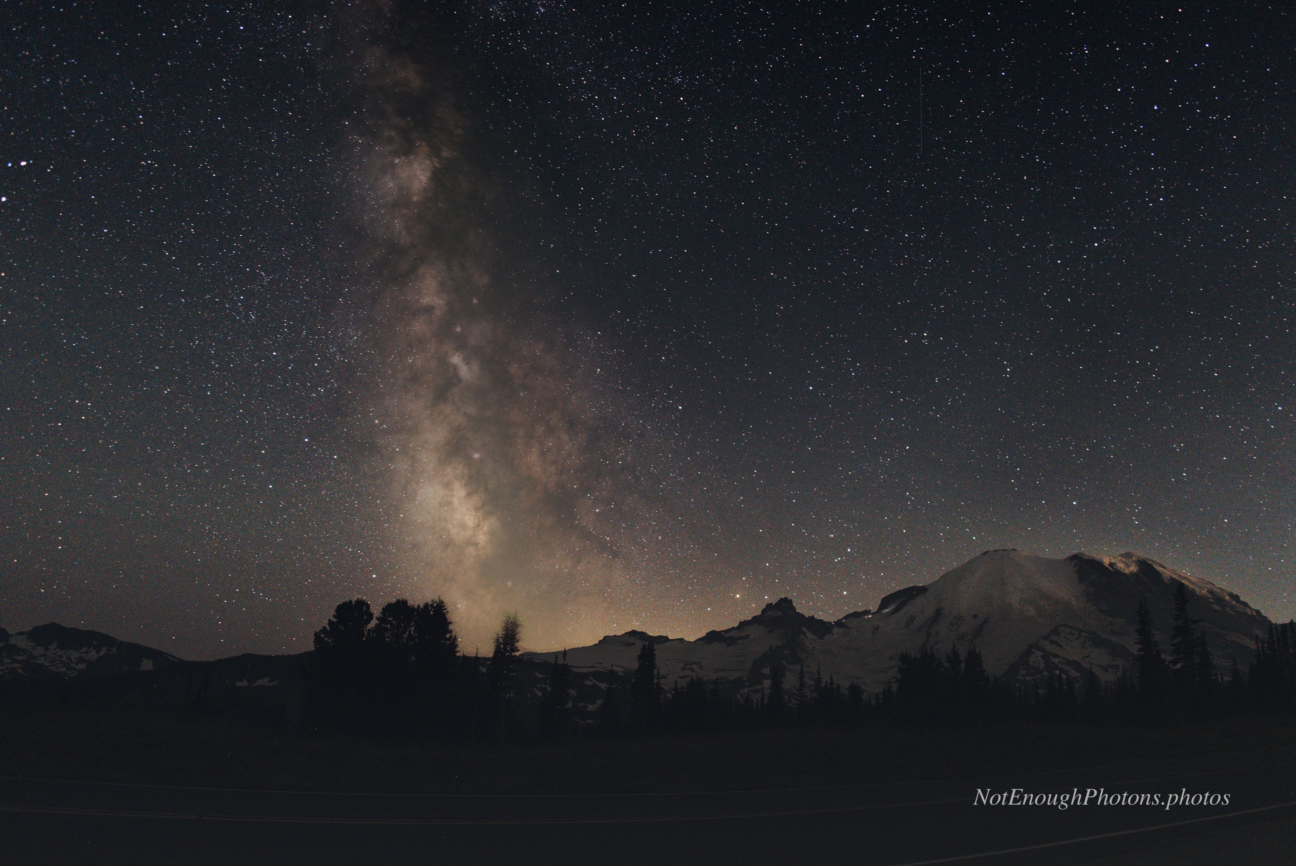 2025 Milky Way and Mount Rainier image